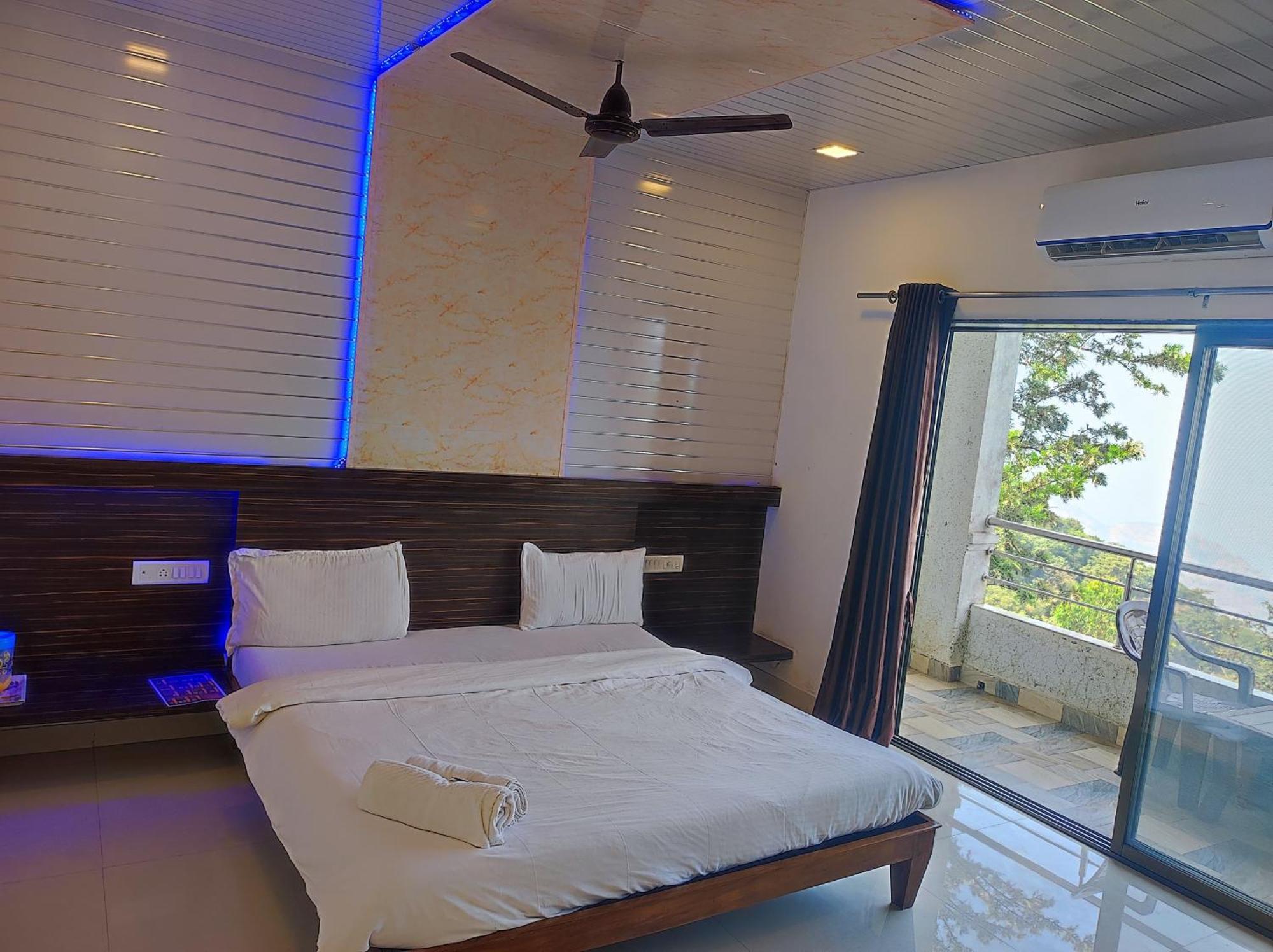 Oneness Mahableshwar Hotell Mahābaleshwar Exteriör bild